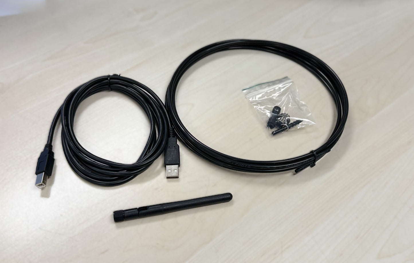 MaxxECU RACE Accessory Bundle – USB-B, Bluetooth & Vacuum Kit