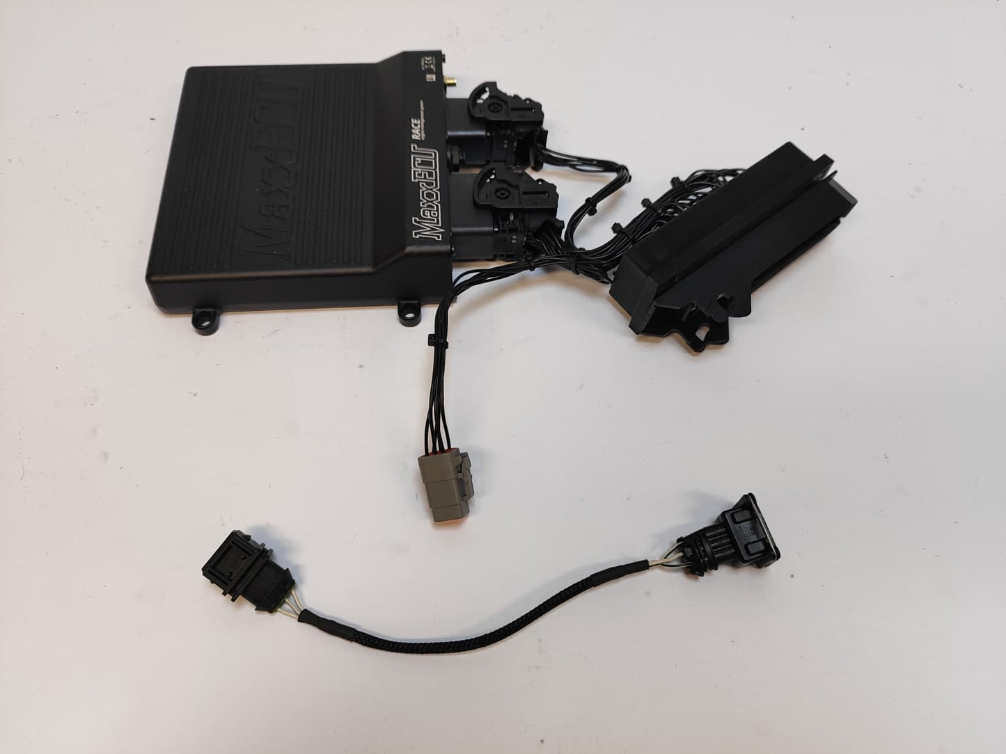 KCPerformance MaxxECU RACE Plug-in Kit for Porsche 993 KCPerformance