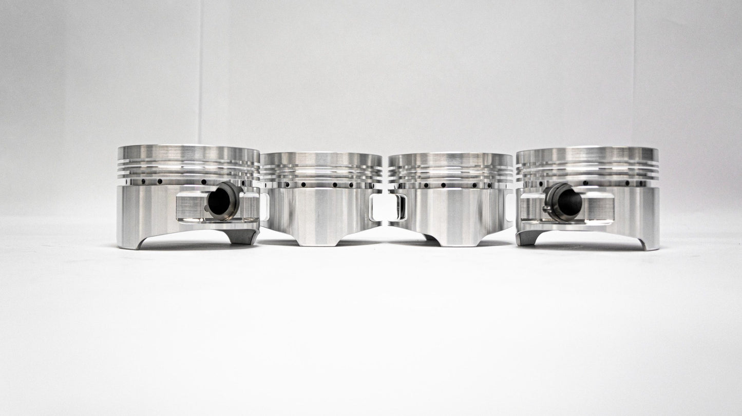 Pistons for Saab B202 Engine
